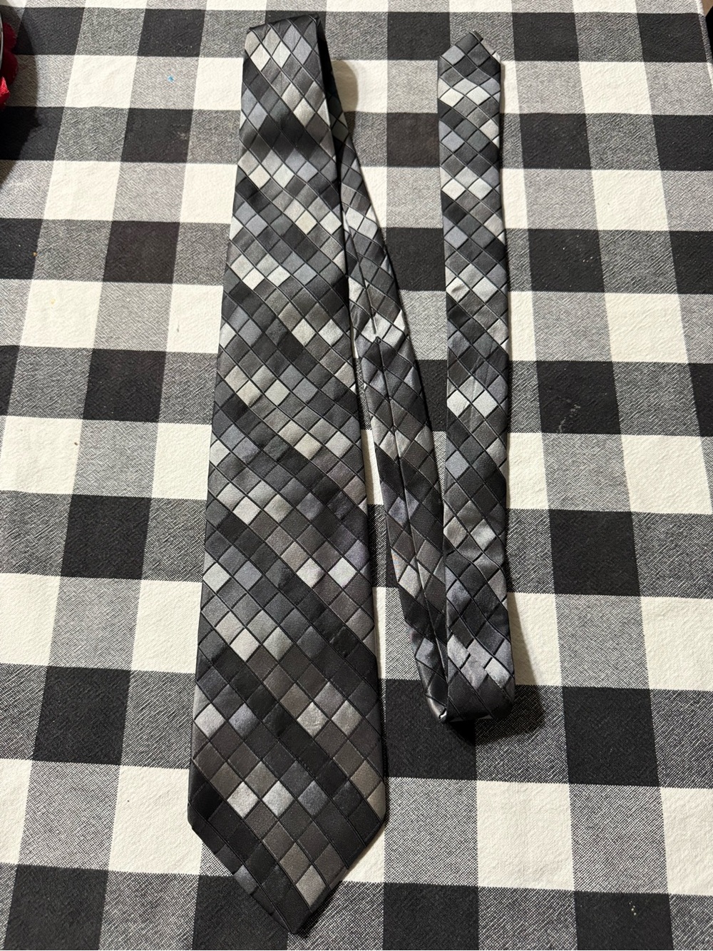 Bachrach Black and Gray Woven Diamond Tie
